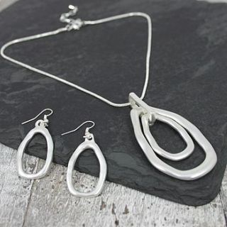 pewter necklace and earrings set by my posh shop