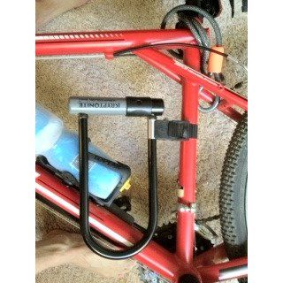 Kryptonite Kryptolok Series 2 Standard Bicycle U Lock (4 inch x 9 inch) with 4 Foot Flex Cable  Bike U Locks  Sports & Outdoors