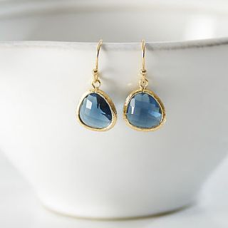 little gold raindrop earrings by simply suzy q