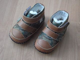 boy's camouflage leather/suede cruiser boots by my little boots