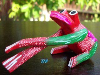 Lazy Frog Alebrije Mexican Copal Wood Carving Creature Monster Sculptures Oaxaca Mexico Niceley Detailed Hand Painted  Collectible Figurines  