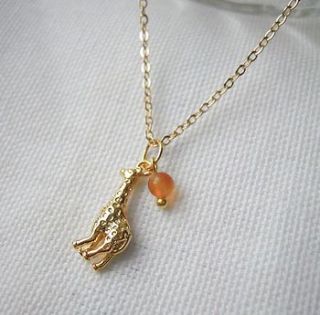 giraffe necklace by la belle et la bete