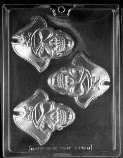 AWESOME PIRATE SKULL HALLOWEEN CHOCOLATE MOLD CHOCOLATE CANDY MOLD Candy Making Molds Kitchen & Dining