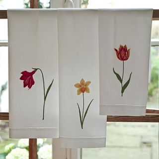 hand towel amaryllis, daffodil, tulip by sibona