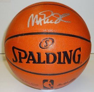 Magic Johnson Autographed Basketball   Spalding I/O at 's Sports Collectibles Store