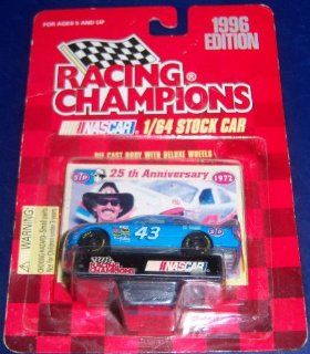 1996 Racing Champions # 43 Richard Petty 1/64 scale Toys & Games