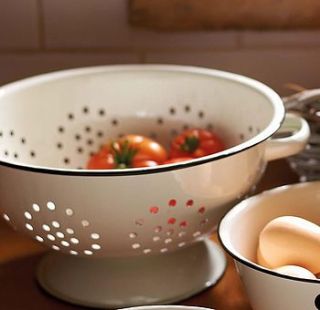 enamel colander by the country cottage shop