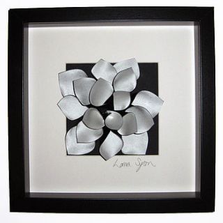 framed wall flower art by craft house concept