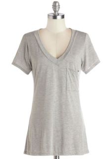 Simply Styled Tee in Heather Grey  Mod Retro Vintage Short Sleeve Shirts