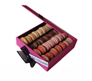 gift box of 25 french macaroons by miss macaroon