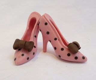 small chocolate shoes pink polka dot by clifton cakes