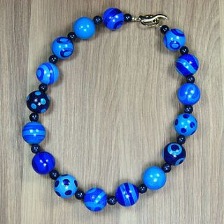 hand painted wooden bead necklace by cucuu