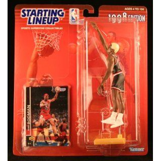 DENNIS RODMAN / CHICAGO BULLS 1998 NBA Starting Lineup Action Figure & Exclusive NBA Collector Trading Card Toys & Games