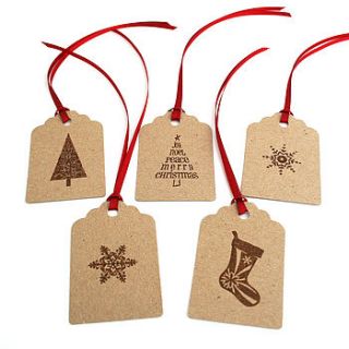 hand stamped christmas gift tags by petite honoré