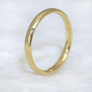 comfort fit wedding ring in 18ct gold by lilia nash jewellery
