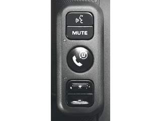 2012 2012 Jeep Grand Cherokee Uconnect Phone   Bluetooth wireless handsfree   iPod Integration Automotive