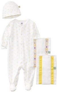 Noa Lily Unisex Baby Newborn Gift Basket Set, Yellow, 6 Months Infant And Toddler Layette Sets Clothing