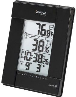 Oregon Scientific RMR383HGA/BLRBK Thermo Hygro Rf Clock   Weather Monitor Clocks