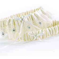Hbh Ivory Sparkling Elegance Garter Set