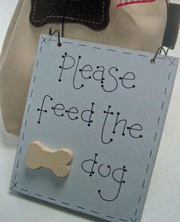 'please feed the dog/cat' sign by little bird designs