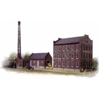 Walthers Cornerstone Series&#174 HO Scale Greatland Sugar Refining Includes Mill Building, Warehouse, Boilerhouse & Smokestack Toys & Games