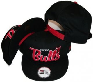 Chicago Bulls Black Snapback Adjustable Plastic Snap Back Hat / Cap Clothing