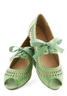 Ann Arbor Afternoon Flat in Mint  Mod Retro Vintage Flats
