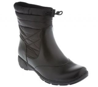 Naturalizer Smooth Nylon Pull on Boots —
