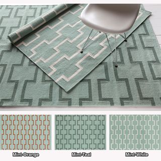 Mandara Handmade Abstract Pattern Flat weave Rectangular Rug (5 X 7)