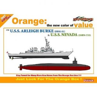 Cyber Hobby 1/700 U.S.S. Arleigh Burke (DDG 51) plus U.S.S. Nevada (SSBN 733) Toys & Games