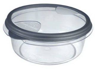 Rubbermaid Stain Shield Round Storage Container 1.6 Qt.   Food Storage Containers