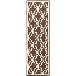Safavieh Handmade Moroccan Cambridge Dark Brown/ Ivory Wool Rug (26 X 6)
