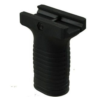 Compact Military Law Enforcement Polymer Vertical Foregrip Grip Tango Down  Gun Grips  Sports & Outdoors