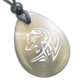 Courage and Protection Lucky Wolf Good Luck Amulet Natural Agate Wish Totem Gem Stone Necklace Pendant Best Amulets Jewelry