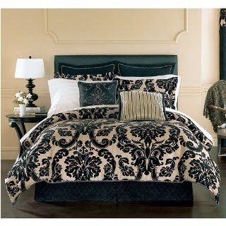 Springmaid luxury comforter set Queen Lynnwood  