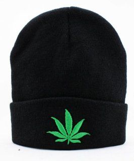 Winter Warm Knit Fashion Black Marijuana Weed Beanie Hat for Men and Women Winter Cap Skully Leaf Beanie  Sports & Outdoors