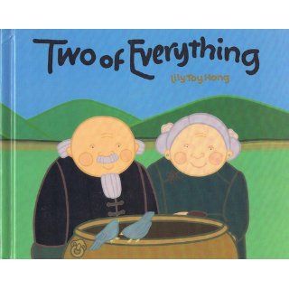 Two of Everything Lily Toy Hong, Lily Toy Tong 9780807581575  Kids' Books