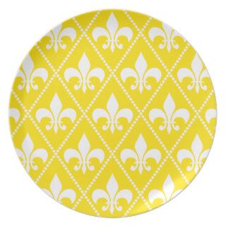 Empire Yellow Fleur de Lis Party Plates