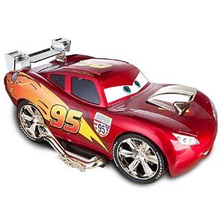 CARS 2   Lightning Mcqueen Lights & Sounds 15pc Custom Buildable Talking Car Playset Toys & Games