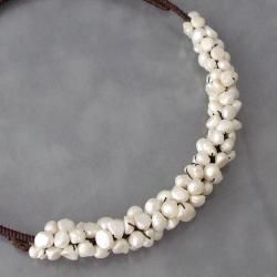 Handmade White Pearl Expandable Choker Necklace (Thailand) Necklaces