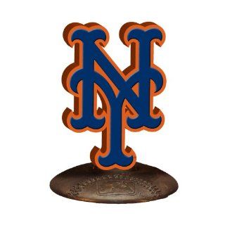 New York Mets 3 D Team Logo  Sports Related Collectibles  Sports & Outdoors