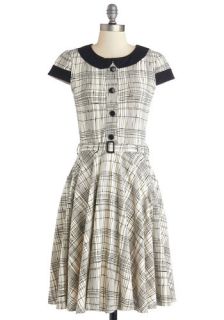 Adorable Artist Dress in Plaid  Mod Retro Vintage Dresses