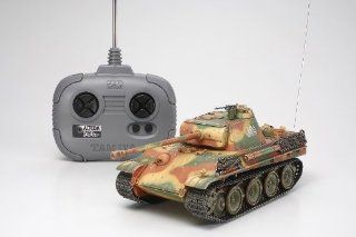 Tamiya 300048205   RC Panther G, ferngesteuerter Panzer, 135, 4Kanal, 27 MHz, Bausatz Spielzeug