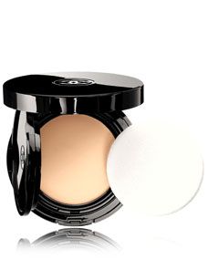 CHANEL VITALUMIÈRE AQUAFresh And Hydrating Cream Compact Sunscreen Makeup Broad Spectrum SPF 15