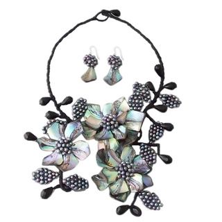 Abalone/ Pearl Peacock Flower Bouquet Jewelry Set (3 4 mm) (Thailand)