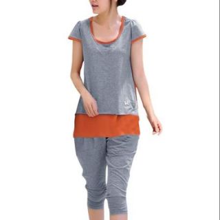 Orange Light Gray XS Scoop Neck Cap Sleeve Shirt w Capri Pants for Ladies