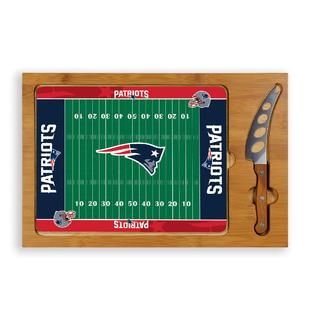 Picnic Time New England Patriots Icon Cutting Board   Fitness & Sports