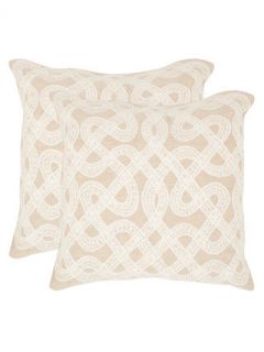 Lola Pillows (Set of 2) by Safavieh Pillows