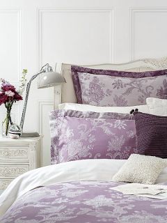 Christy Chesham bed linen in mauve
