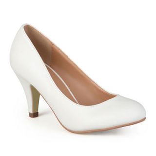 Journee Collection Reetyre Pump Shoe